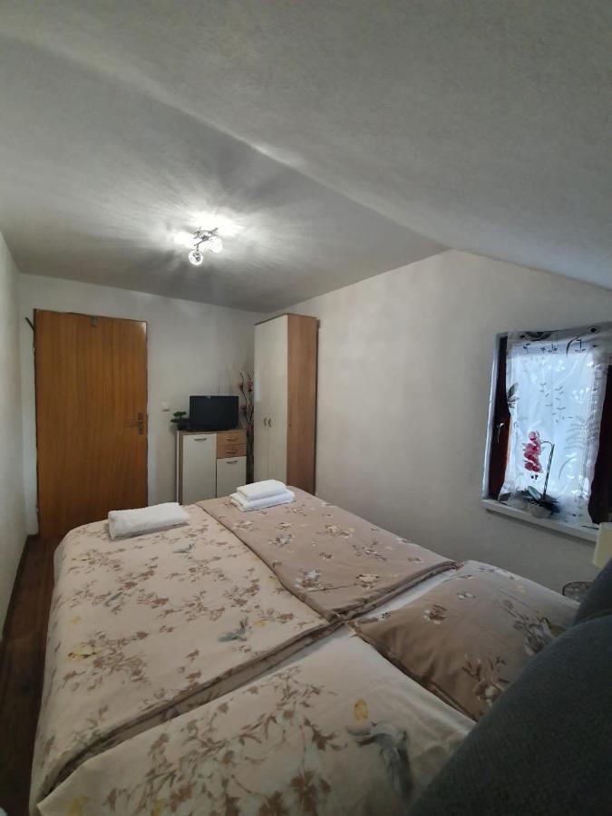 Apartment Magdalena Knin Ngoại thất bức ảnh